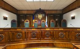 В Молдове разворачивается борьба за кресло в Конституционном суде