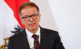 Ministrul austriac al sănătăţii demisionează din cauza pandemiei COVID19