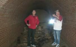Семья из США обнаружила под домом туннель XIX века
