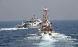 În Golful Persic a avut loc un incident cu navele de război din Iran și SUA