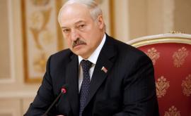 Lukașenko semnează un decret de modificare a transferului de urgență al puterii
