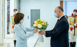  Igor Dodon ia transmis un mesaj de felicitare președintelui Maia Sandu cu ocazia zilei de naștere 