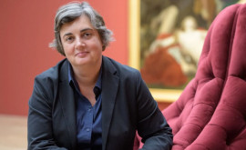 Новым директором Лувра впервые стала женщина