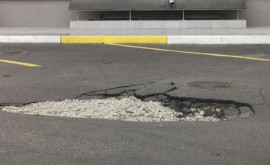 Reparația drumurilor din capitală va începe în ciuda lipsei certificatelor de calitate a asfaltului