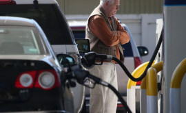 Топливо снова подорожает Цена на нефть растет