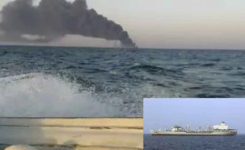 Крупнейший корабль ВМС Ирана затонул в Оманском заливе ВИДЕО