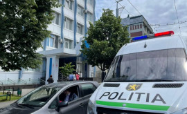 Alertă cu bombă la Judecătoria Chișinău