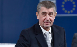 Премьер Чехии обвинил Европарламент во вмешательстве во внутренние дела