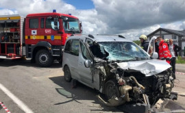 Accident rutier la Suruceni un autoturism sa izbit de un KAMAZ