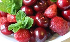 Cireșele și căpșunele autohtone tot mai ieftine