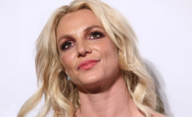 Britney Spears a prezentat scuze fanilor pentru că a pretins că se simte bine în timp ce suferea din cauza tutelei abuzive