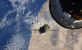 Vehiculul rusesc de tip cargo Progress MS17 sa conectat la Staţia Spaţială Internaţională