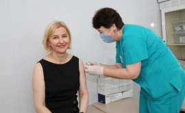 Irina Vlah a primit prima doză a vaccinului anti Covid19