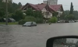 Alerta poliției strada Albișoara este inundată