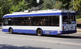 В столице троллейбус попал в ДТП 