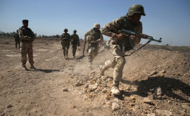 Используемая военными США иракская база АйнэльАсад подверглась обстрелу