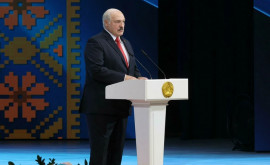 Лукашенко пригрозил ответить тем кто играет мускулами на Западе