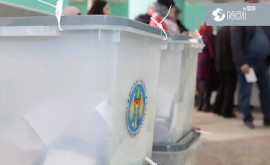 Neregulile semnalate de CEC Două secții de vot deschise cu întîrziere