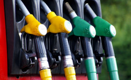 Problemele cu stocurile de benzină 98 şi diesel de top o reţea anunţă că staţiile sale selectate au şi vor avea în continuare aceşti carburanţi