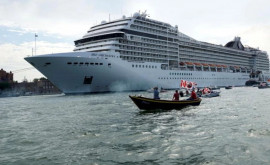 Veneția interzice din august accesul marilor nave de croazieră în centrul istoric al orașului