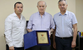 Veteranul fotbalului moldovenesc a împlinit astăzi 80 de ani