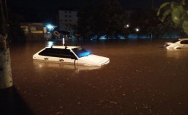 Одессу затопило после сильного ливня часть города осталась без света ФОТО ВИДЕО