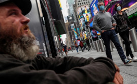 În SUA persoanelor fără adăpost li se va interzice să stea pe străzi 