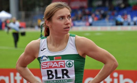 O atletă din Belarus este trimisă acasă cu forța
