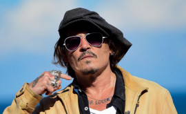 Johnny Depp recompensat la Festivalul de la San Sebastian cu premiul Donostia
