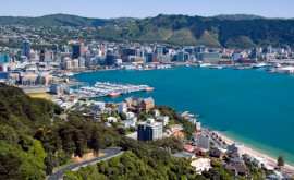 Noua Zeelandă îşi redeschide frontierele în 2022 dar nu pentru toți