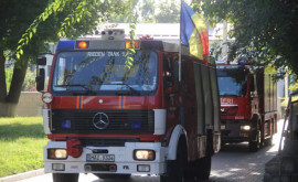 После тушения пожаров в Греции молдавские пожарные возвращаются домой