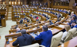 Grosu anunță că din septembrie va funcționa votul electronic în Parlament