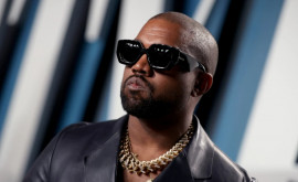 Kanye West a depus actele oficiale prin care doreşte să îşi schimbe numele