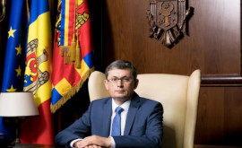 Igor Grosu merge în vizită la București