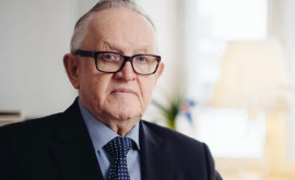 Экспрезидент Финляндии Ахтисаари прекратил публичную деятельность изза болезни Альцгеймера