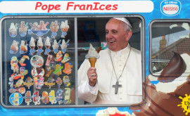 Papa Francisc a trimis 15000 de înghețate prizonierilor din închisorile Romei