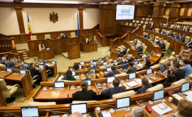 Majoritatea parlamentară a refuzat să audieze Ministerul Sănătății vizavi de deciziile în lupta împotriva COVID