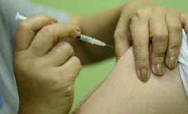 Sondaj Mai mult din jumătate de moldoveni sînt împotriva vaccinării obligatorii