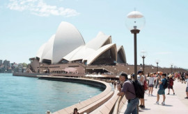 Австралия не будет принимать иностранных туристов до 2022 года