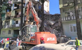 Как это было видео обрушения жилого дома в Батуми появилось в Сети