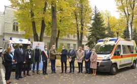 Municipalitatea a recepționat două ambulanțe și un vehicul funerar donate de către Italia