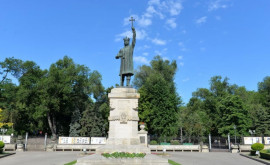 Monumentul lui Ștefan cel Mare din Chișinău vandalizat