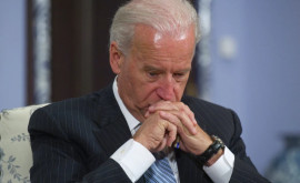 Ratingul lui Joe Biden este în cădere liberă