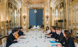 Președinta Maia Sandu a discutat la Paris cu Emmanuel Macron
