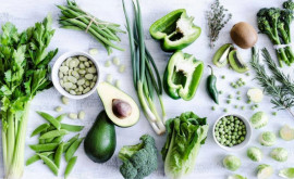 Cele mai multe vitamine conțin legumele și fructele verzi