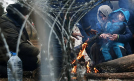 Ce se întîmplă cu migranții de la frontiera UE cu Belarus 