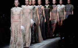 O moldoveancă a ajuns cu colecția sa de rochii la Săptămîna Modei din Dubai
