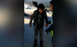 Un migrant găsit în viaţă la Miami în trenul de aterizare al unui avion venit din Guatemala