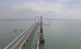 Un pod feroviar de mare viziteză peste mare a fost construit în China