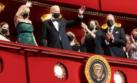 Preşedintele Joe Biden reia tradiţia şi asistă la decernarea premiilor Kennedy Center